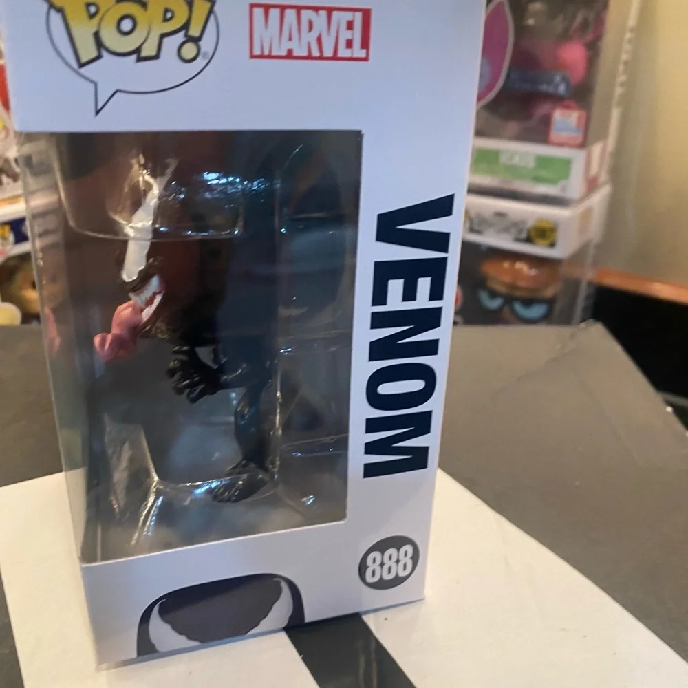 Funko Pop Marvel Venom #888 Let There Be Carnage Vinyl Figure - Picture 2 of 5